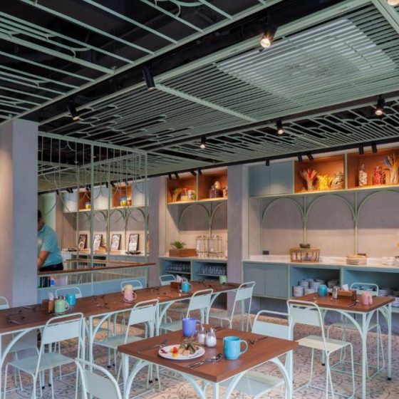 12.Samsen Street Hotel