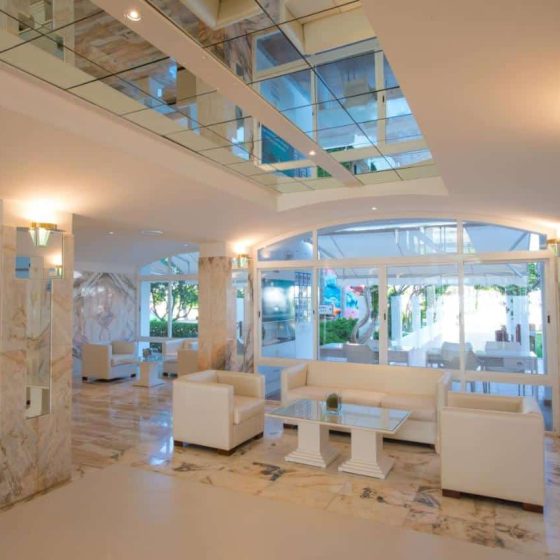 21.Iberostar Ciudad Blanca