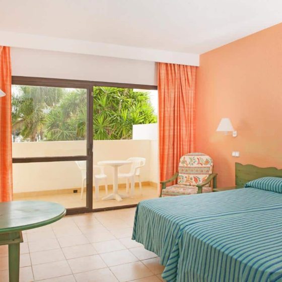 40.Iberostar Ciudad Blanca