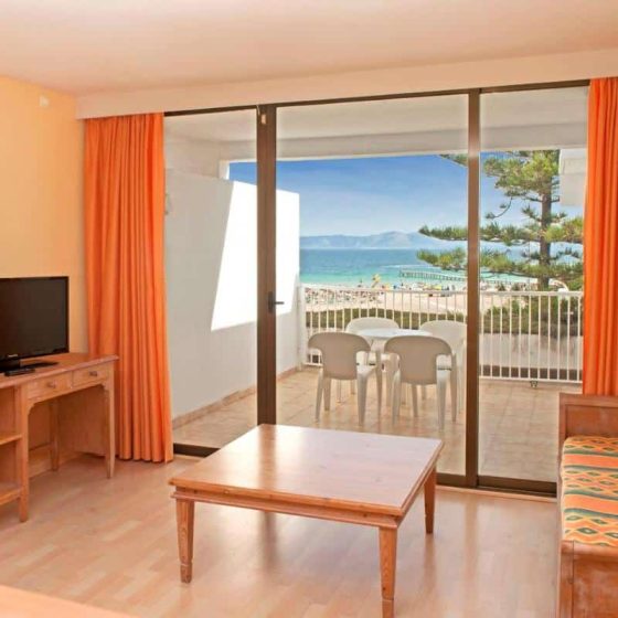 8.Iberostar Ciudad Blanca