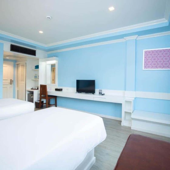 Baumanburi Hotel Patong 21