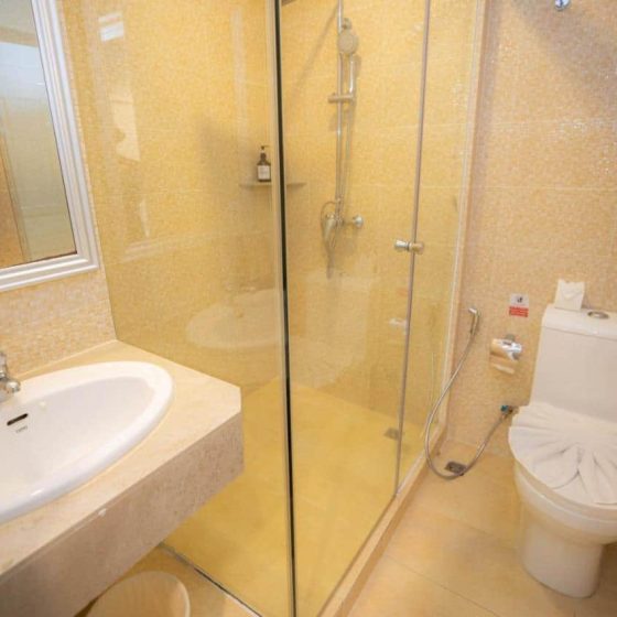 Baumanburi Hotel Patong 25