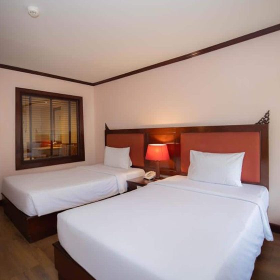 Baumanburi Hotel Patong 26