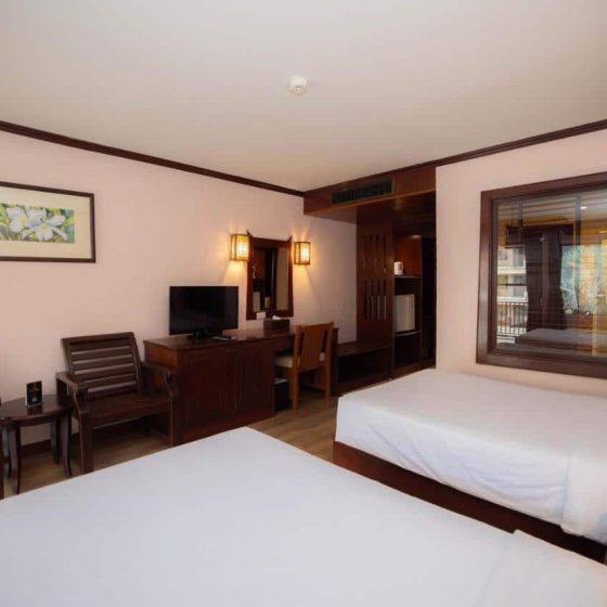 Baumanburi Hotel Patong 27