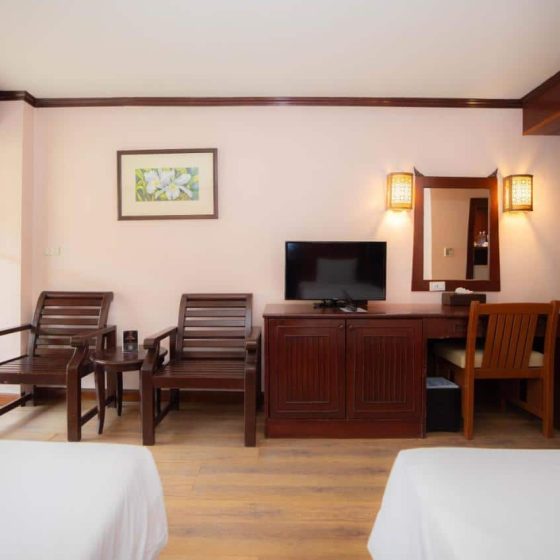 Baumanburi Hotel Patong 29