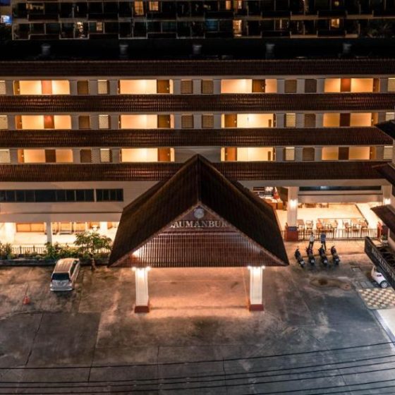 Baumanburi Hotel Patong 6