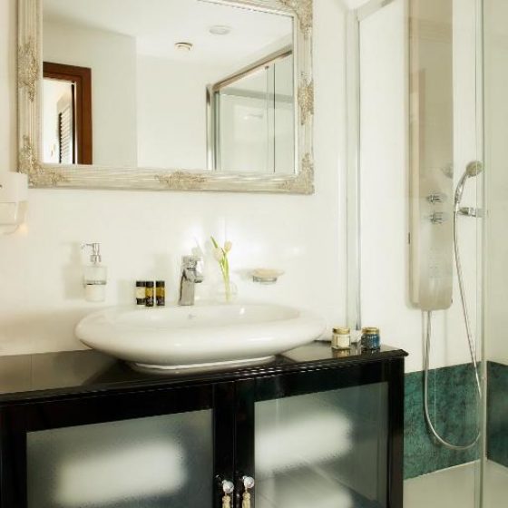 Dioni Boutique Hotel 23