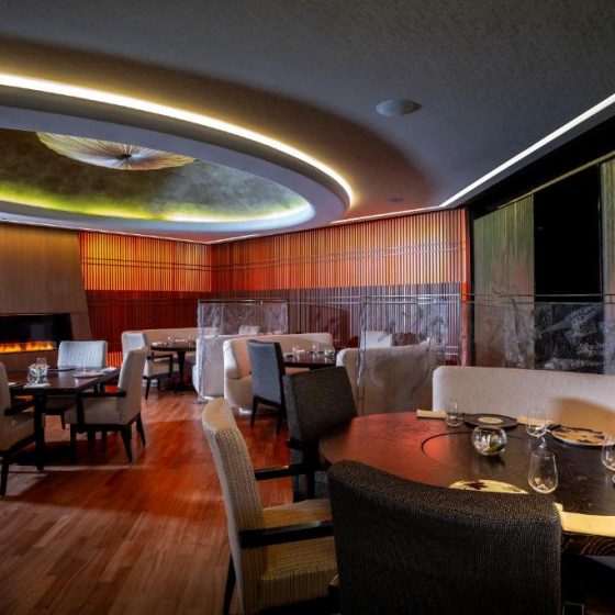 Four Seasons Hotel 10