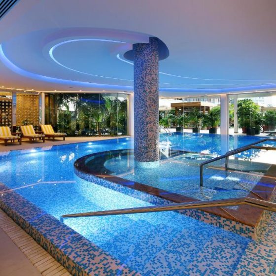 Four Seasons Hotel 2