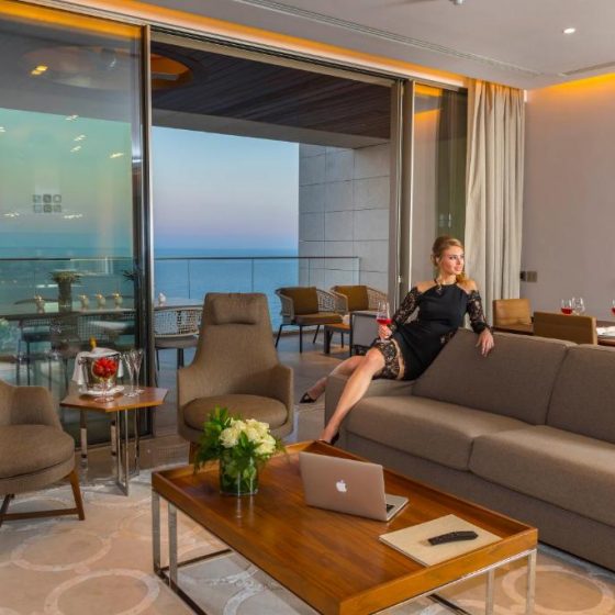 Four Seasons Hotel 36