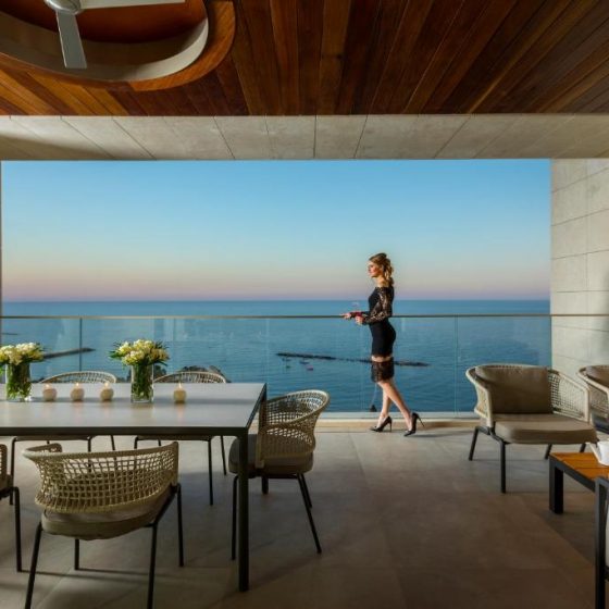 Four Seasons Hotel 37