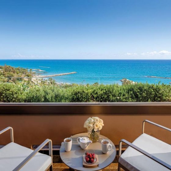 Four Seasons Hotel 54