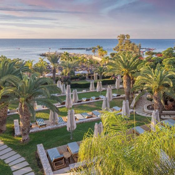 Four Seasons Hotel 70