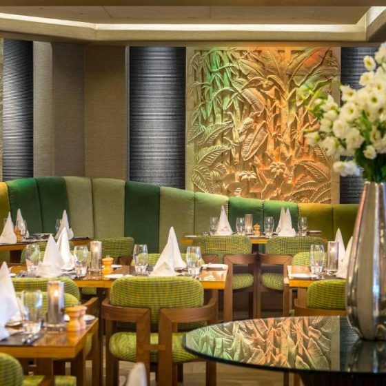 Four Seasons Hotel 8