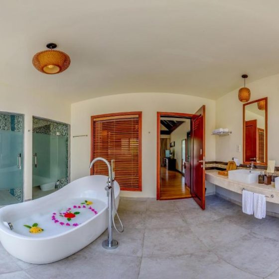 Furaveri Maldives 1