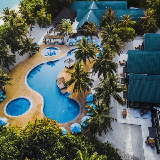 Furaveri Maldives 38