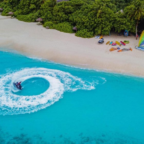 Furaveri Maldives 43