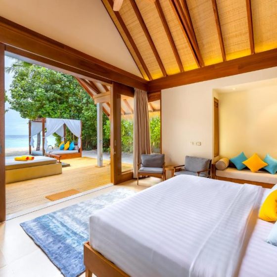 Furaveri Maldives 56