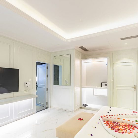 Hotel Mount Kailash Resort 7