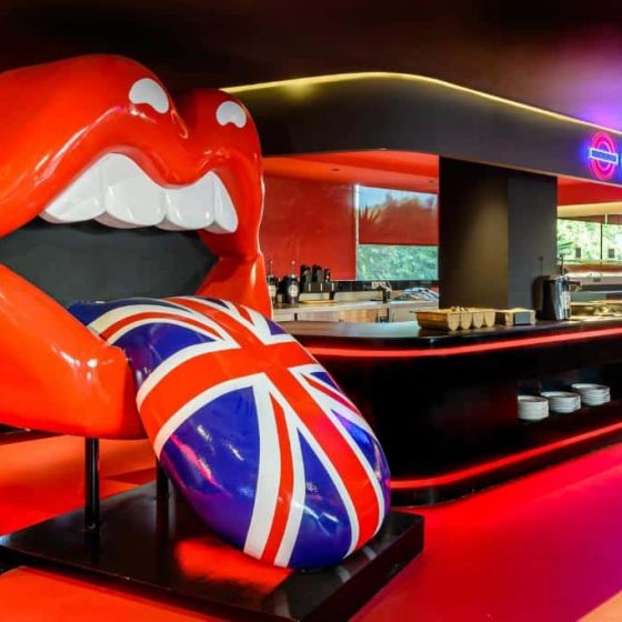 Hotel Vibra District 12