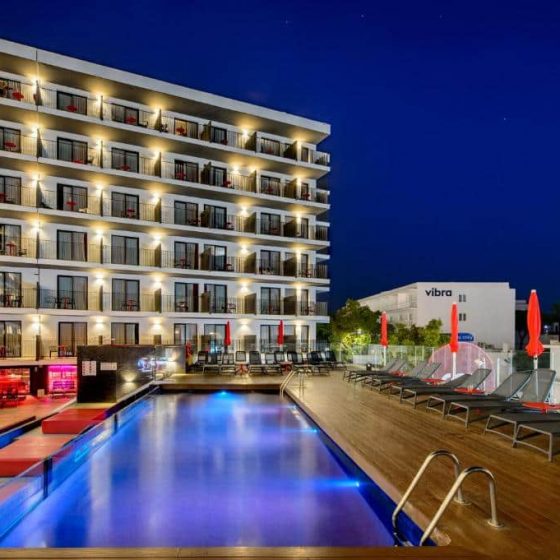 Hotel Vibra District 30