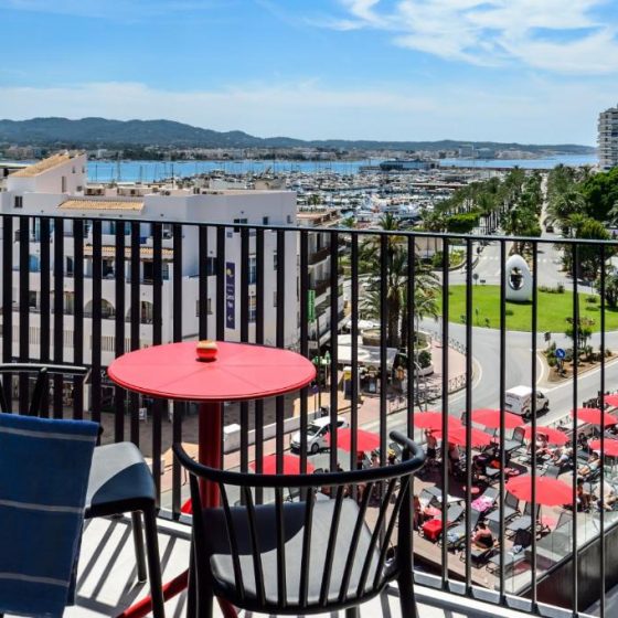 Hotel Vibra District 65