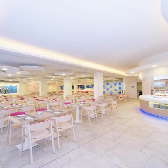 Iberostar Waves Playa Gaviotas 39