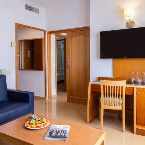 Invisa Hotel La Cala 21