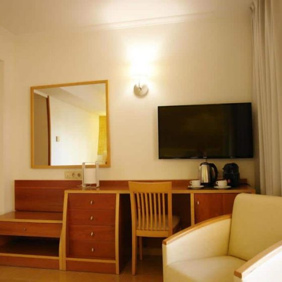 Invisa Hotel La Cala 3