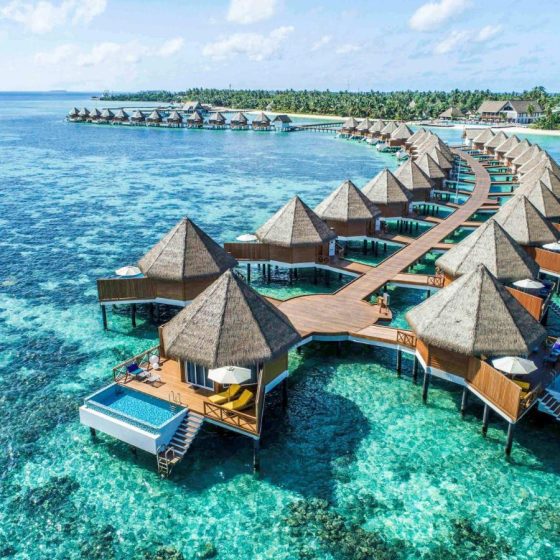 Mercure Maldives Kooddoo Resort 2