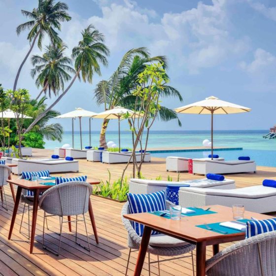 Mercure Maldives Kooddoo Resort 25