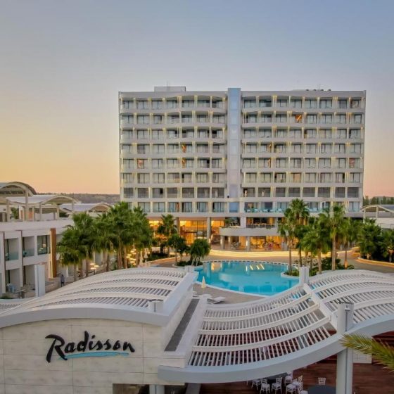 Radisson Beach Resort Larnaca 9