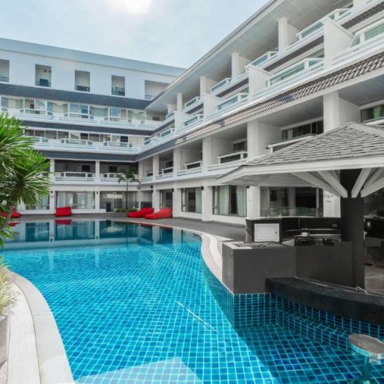 Radisson RED Phuket Patong Beach 12