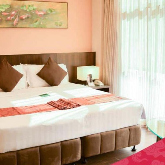 Ramada by Wyndham Manila Central 19