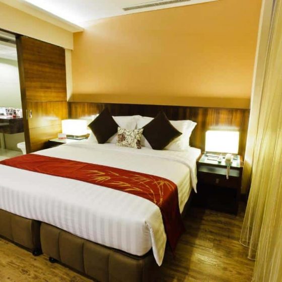 Ramada by Wyndham Manila Central 2