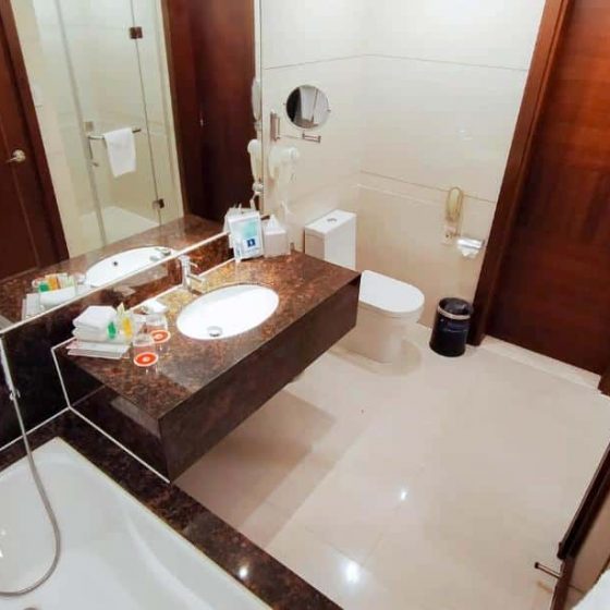 Ramada by Wyndham Manila Central 33