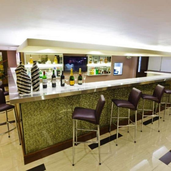 Ramada by Wyndham Manila Central 5