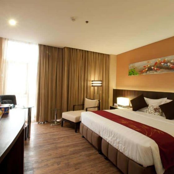 Ramada by Wyndham Manila Central 9
