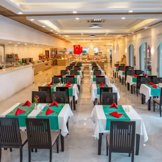 Royal-Atlantis-Spa-And-Resort-(9)