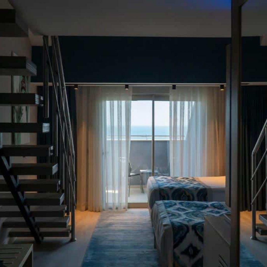 Royal Wings Hotel 21