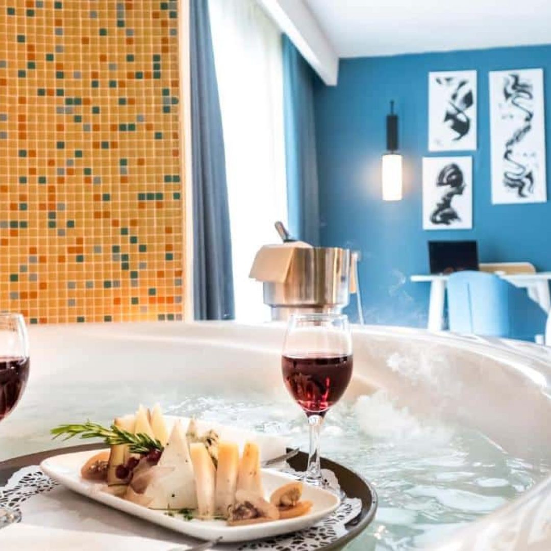 Royal Wings Hotel 33