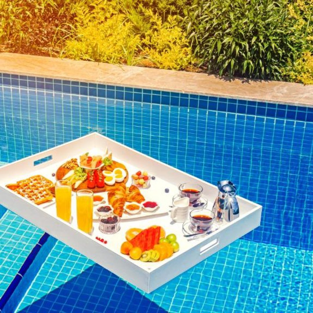 Royal Wings Hotel 67