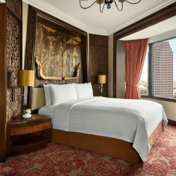 Shangri-La Bangkok +  Banyan Tree Krabi + Anantara Mai Khao Phuket Villas 12