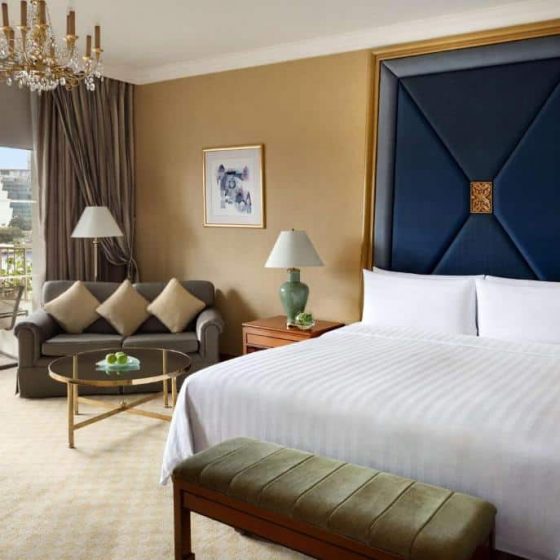 Shangri-La Bangkok +  Banyan Tree Krabi + Anantara Mai Khao Phuket Villas 25