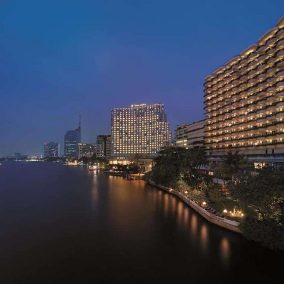 Shangri-La Bangkok +  Banyan Tree Krabi + Anantara Mai Khao Phuket Villas 4