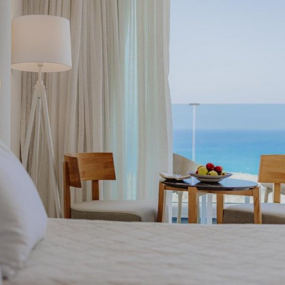 Tasia Maris Sands 29