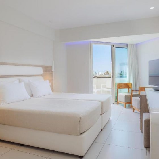 Tasia Maris Sands 34