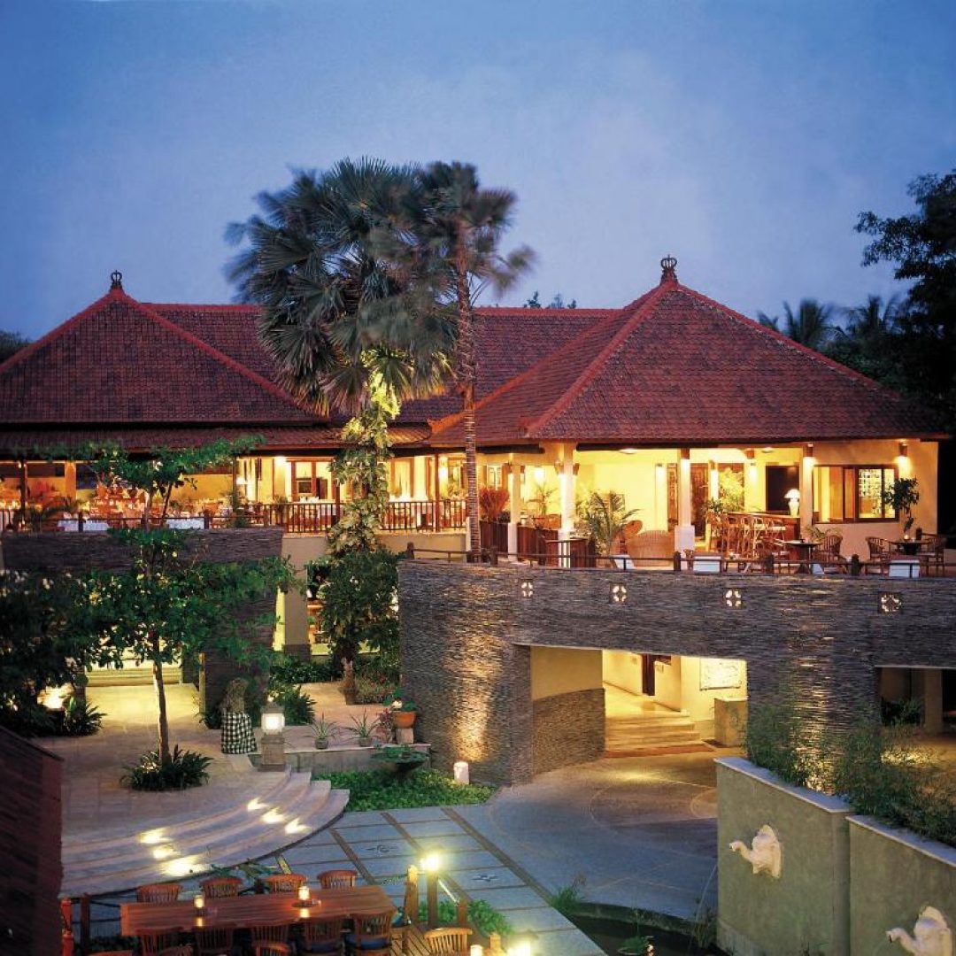 The Sankara Suites and Villas 8