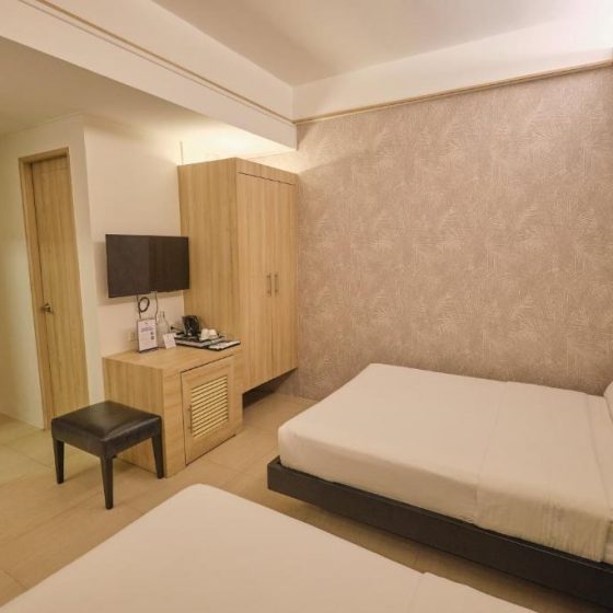 The Tides Hotel Boracay 27