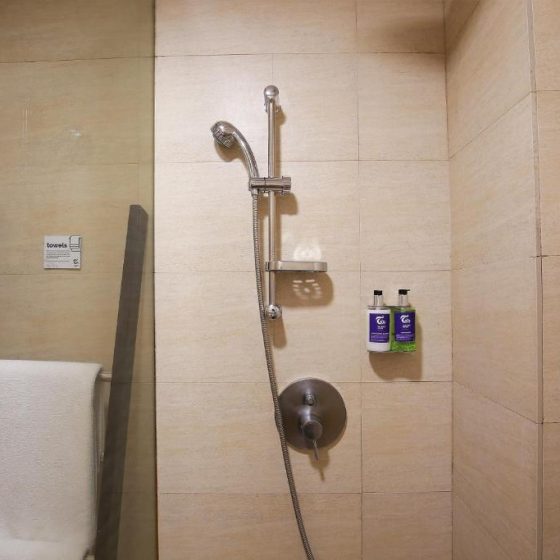 The Tides Hotel Boracay 39